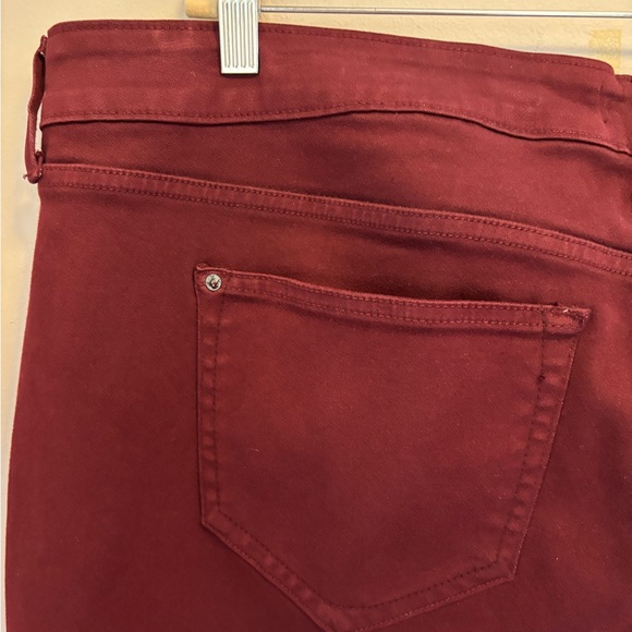 NYDJ Not Your Daughter's  Legging Jeans  Pants-Maroon- Sz 24W-Lift Tuck USA - Picture 5 of 12